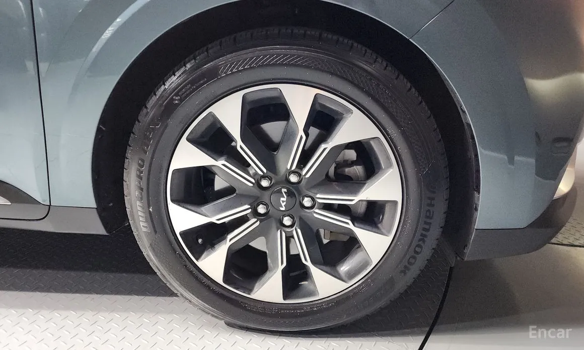 Фото 5 - Kia Carnival