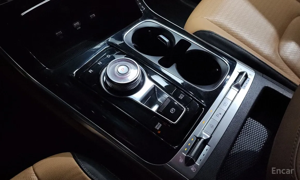 Фото 9 - Kia Carnival