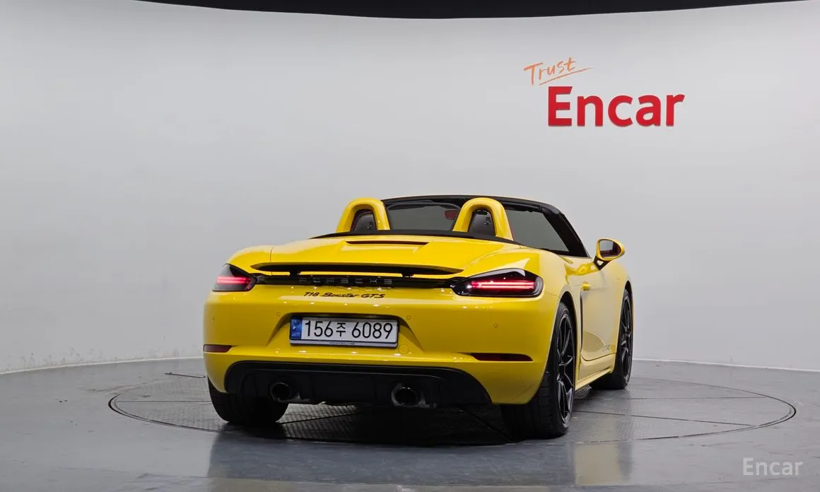 Фото 4 - Porsche 718