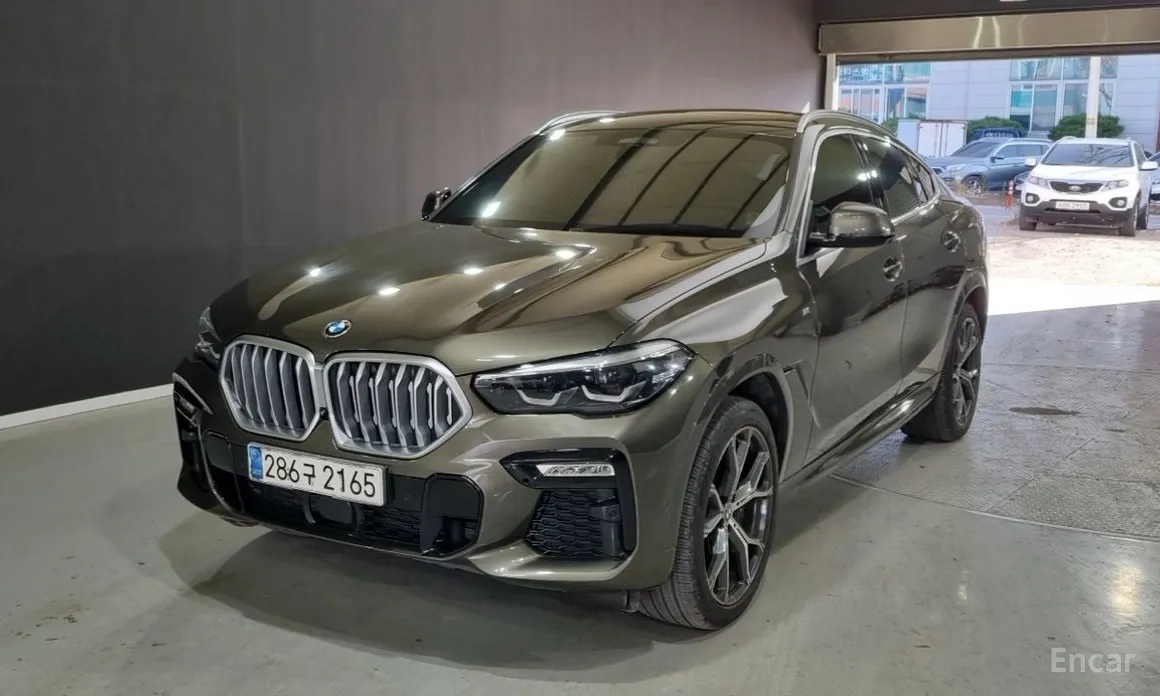 Фото 2 - BMW X6