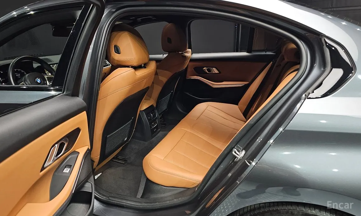 Фото 12 - BMW 3 Series