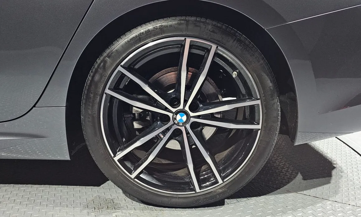 Фото 5 - BMW 3 Series