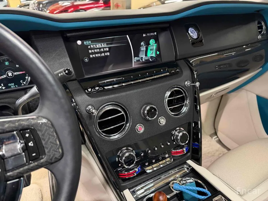 Фото 20 - Rolls-Royce Cullinan