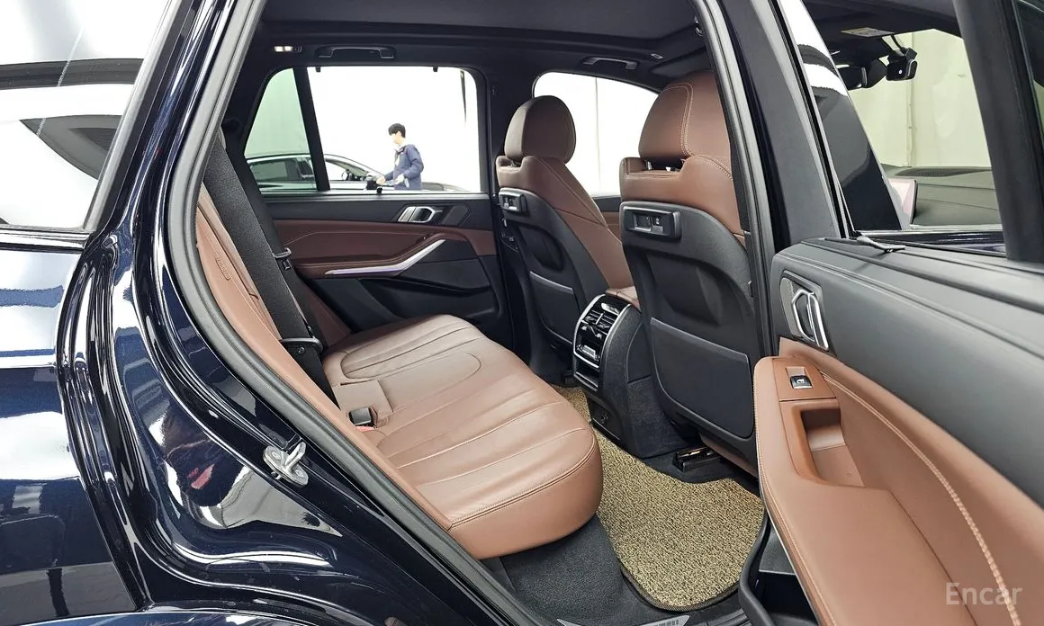 Фото 12 - BMW X5