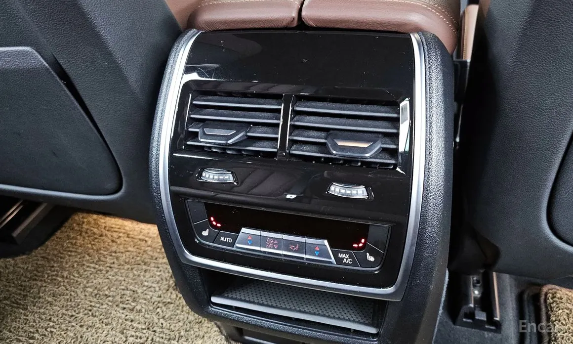 Фото 19 - BMW X5