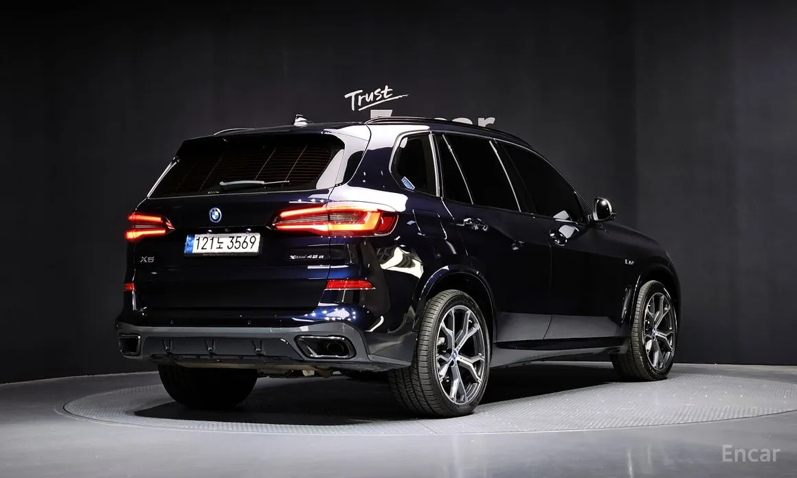 Фото 2 - BMW X5