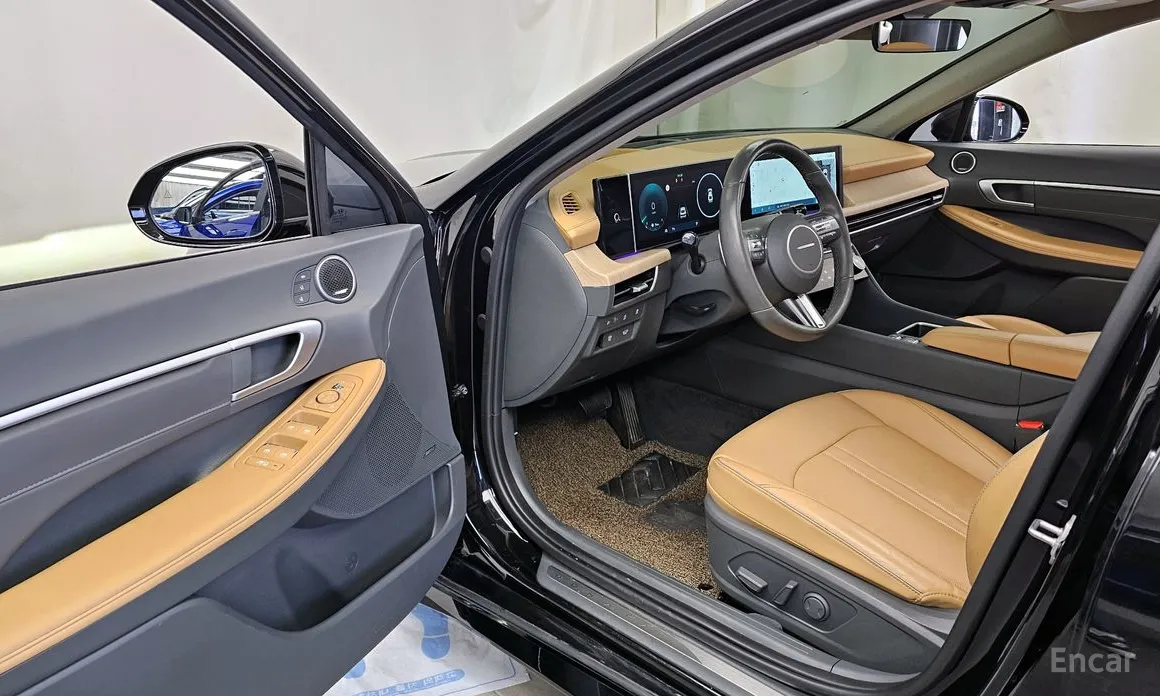 Фото 10 - Hyundai Sonata