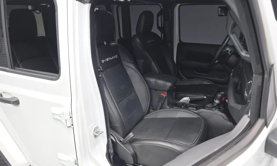 Фото 10 - Jeep Wrangler