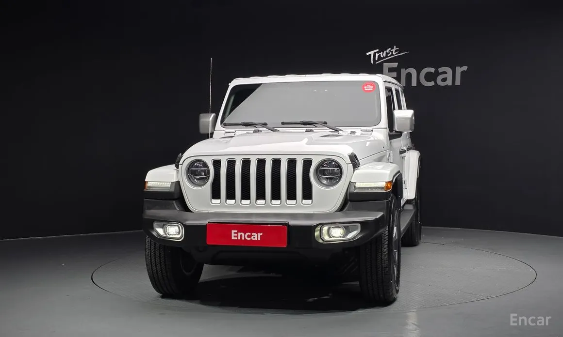 Фото 3 - Jeep Wrangler