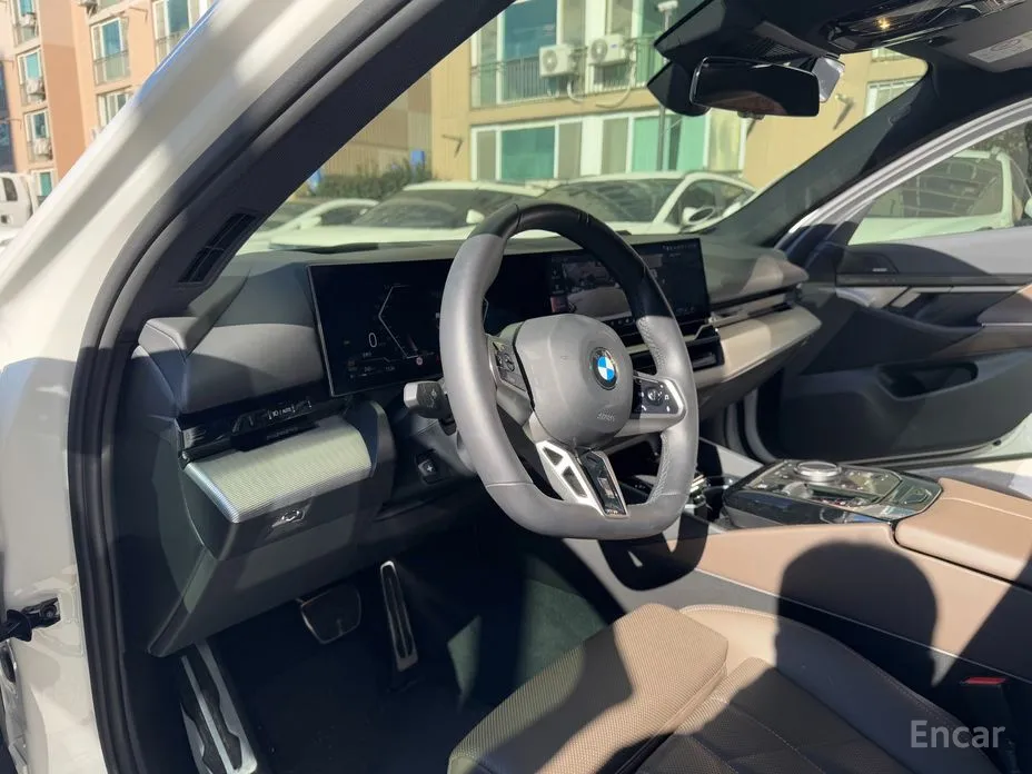 Фото 5 - BMW 5 Series