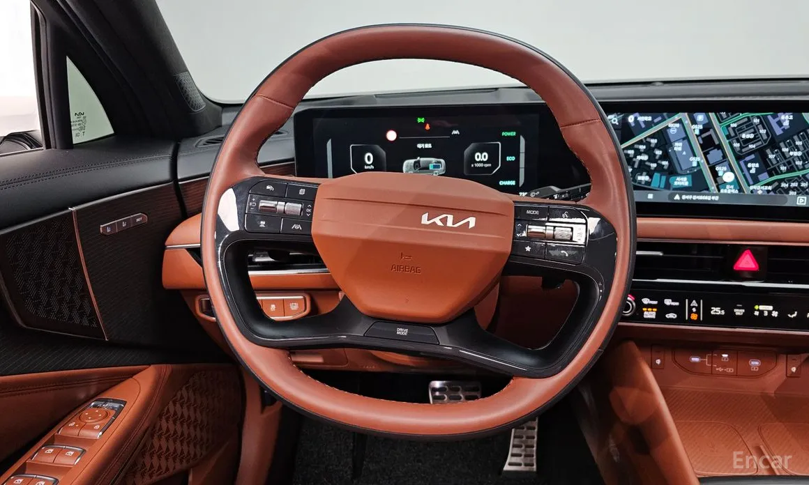 Фото 13 - Kia K8