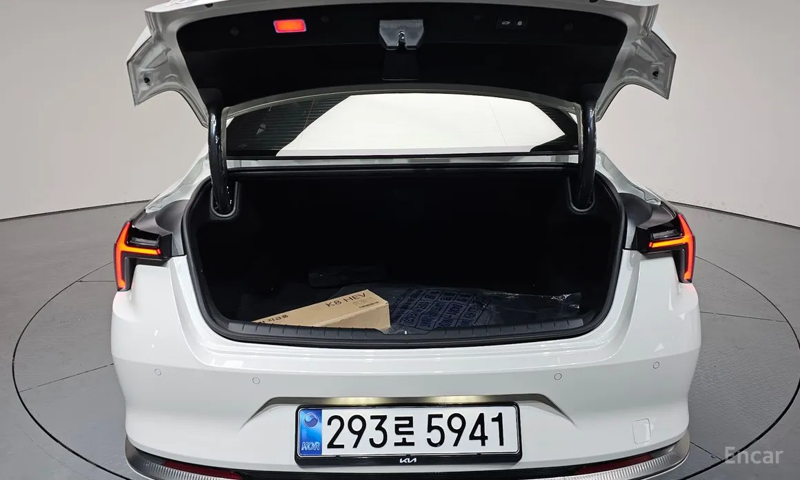 Фото 20 - Kia K8