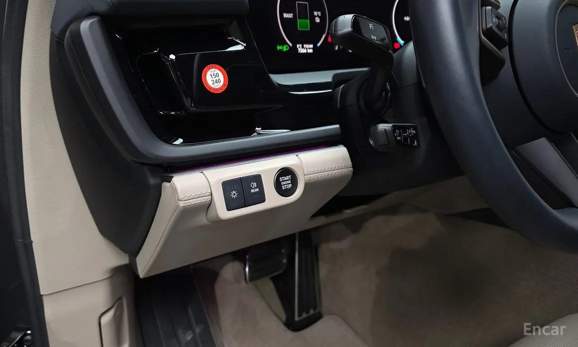 Фото 13 - Porsche Panamera