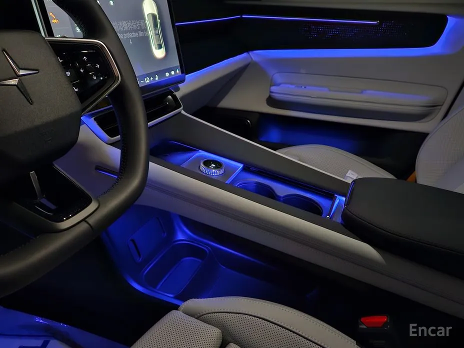 Фото 15 - Polestar 4