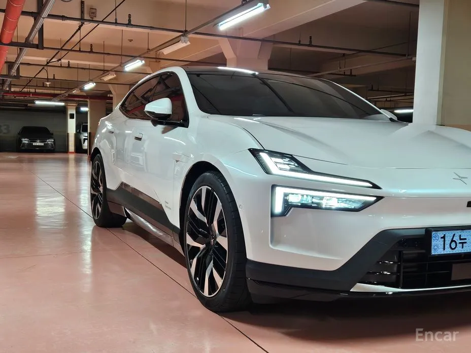 Фото 9 - Polestar 4