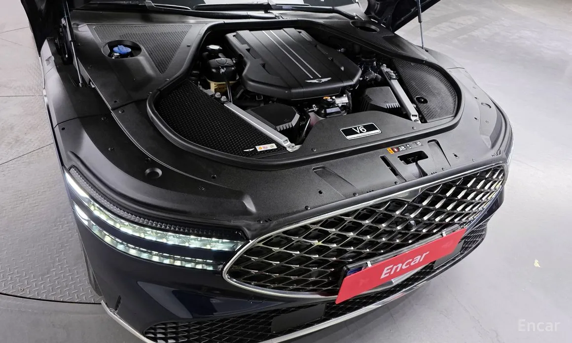 Фото 6 - Genesis G90