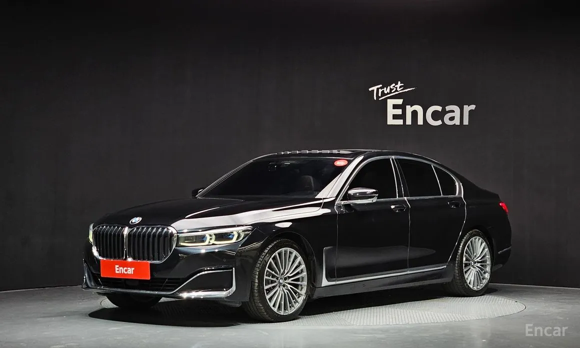 Фото 1 - BMW 7 Series