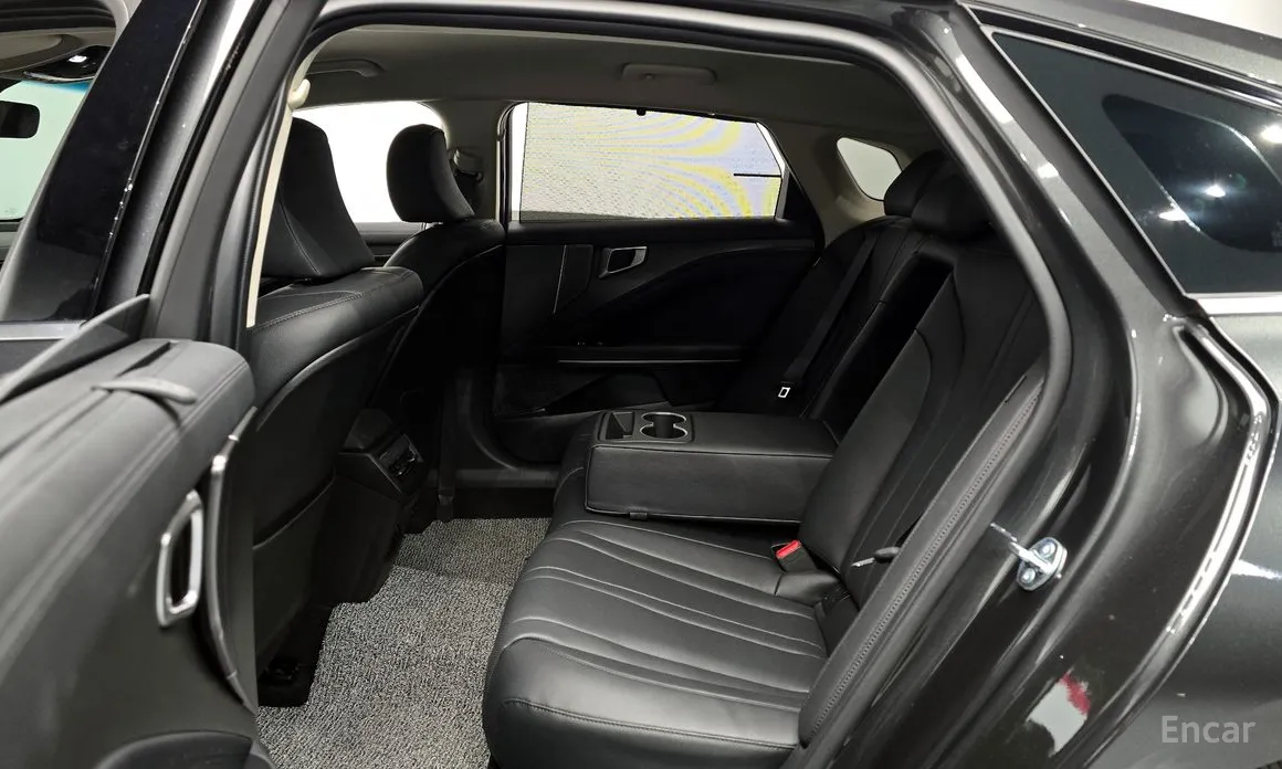 Фото 12 - Kia K8