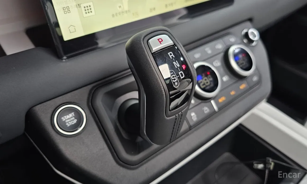 Фото 13 - Land Rover Defender