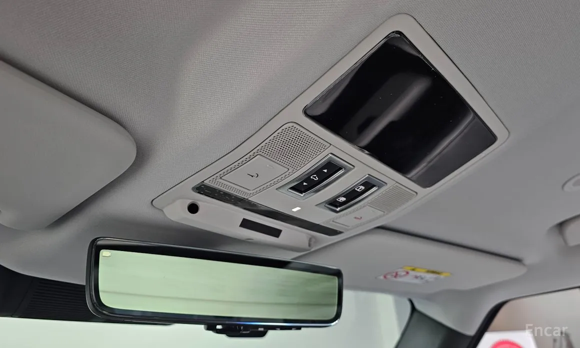 Фото 17 - Land Rover Defender