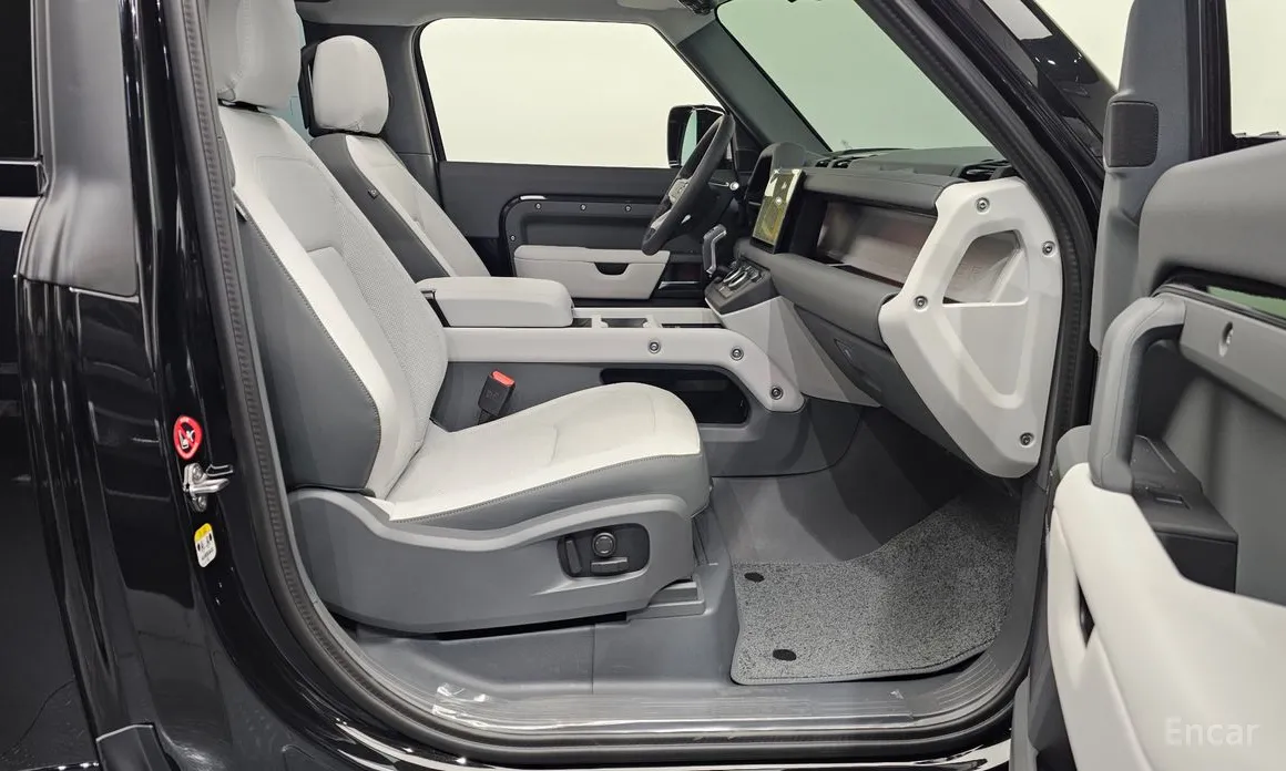 Фото 3 - Land Rover Defender