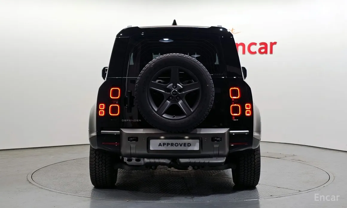Фото 7 - Land Rover Defender