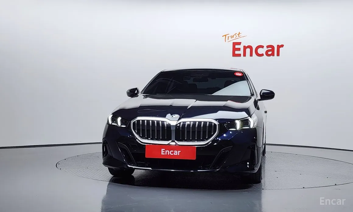 Фото 3 - BMW 5 Series