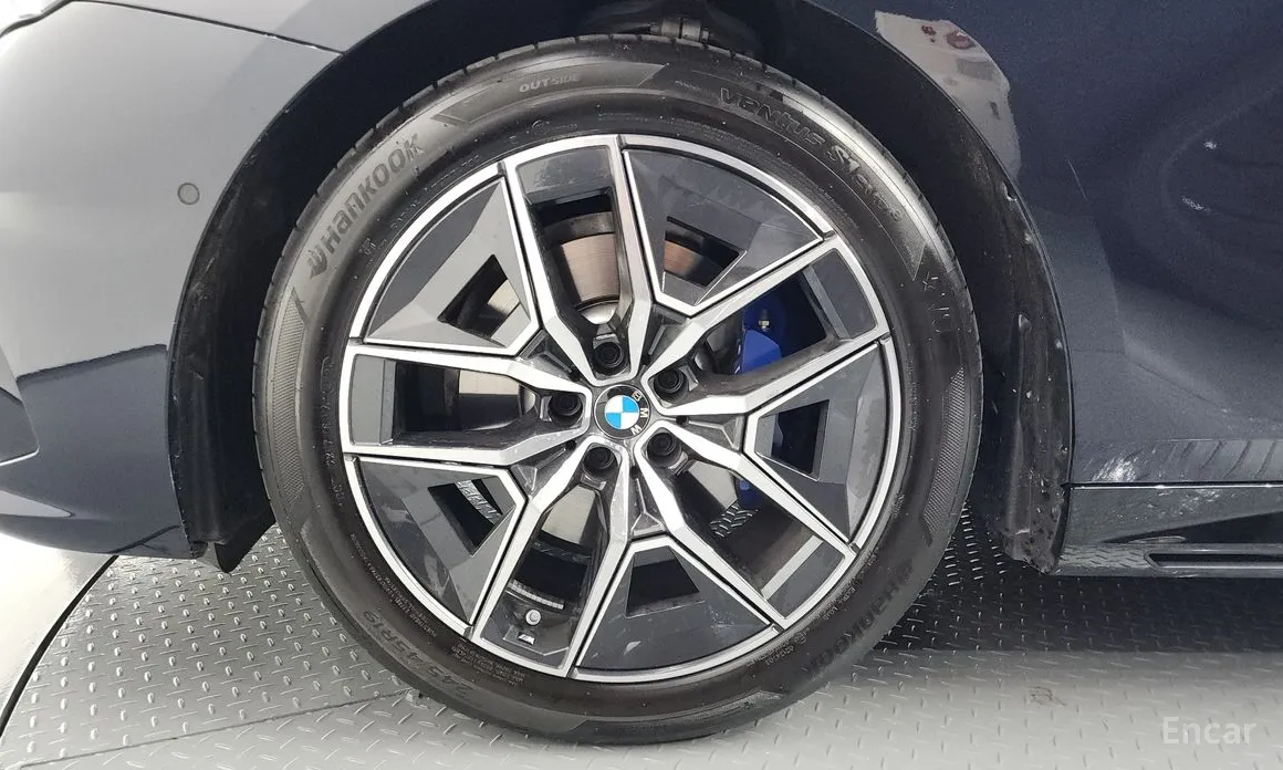 Фото 5 - BMW 5 Series