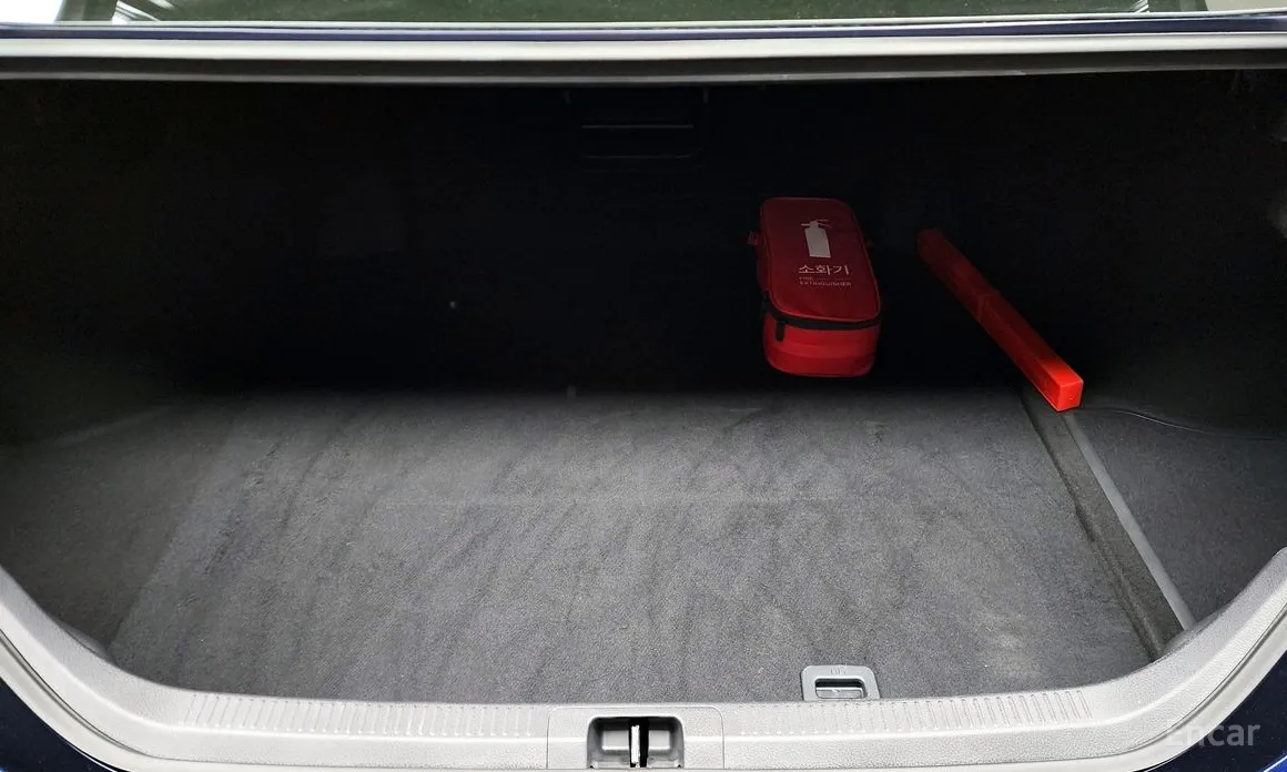 Фото 20 - Toyota Camry