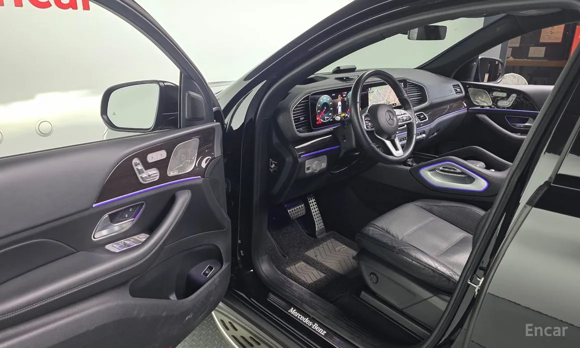 Фото 11 - Mercedes-Benz GLE-Class