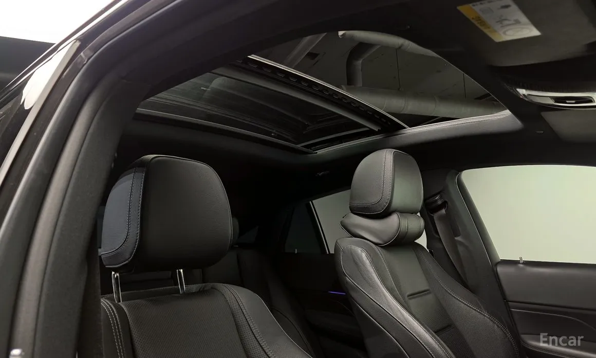 Фото 18 - Mercedes-Benz GLE-Class