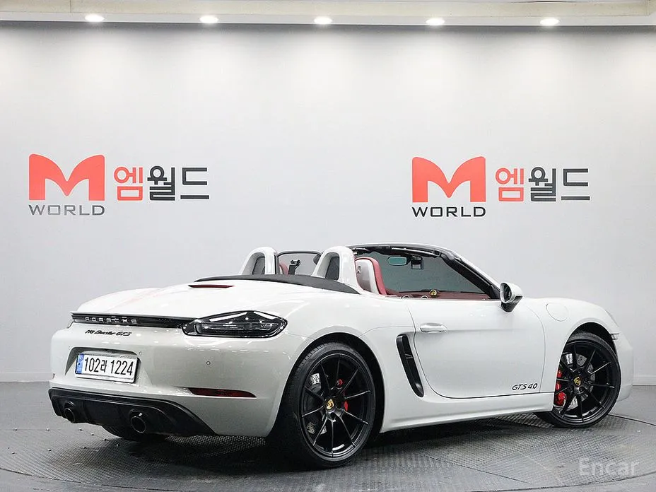 Фото 4 - Porsche 718