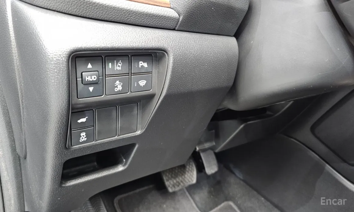 Фото 17 - Honda CR-V