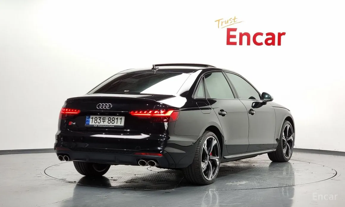 Фото 2 - Audi S4