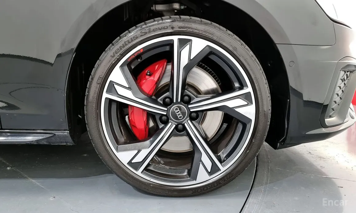 Фото 5 - Audi S4