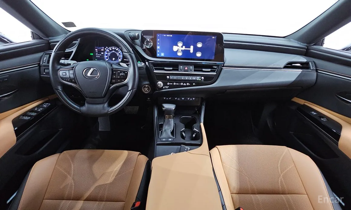 Фото 7 - Lexus ES