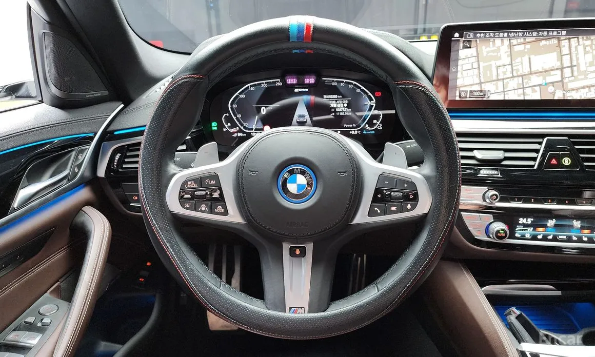 Фото 13 - BMW 5 Series