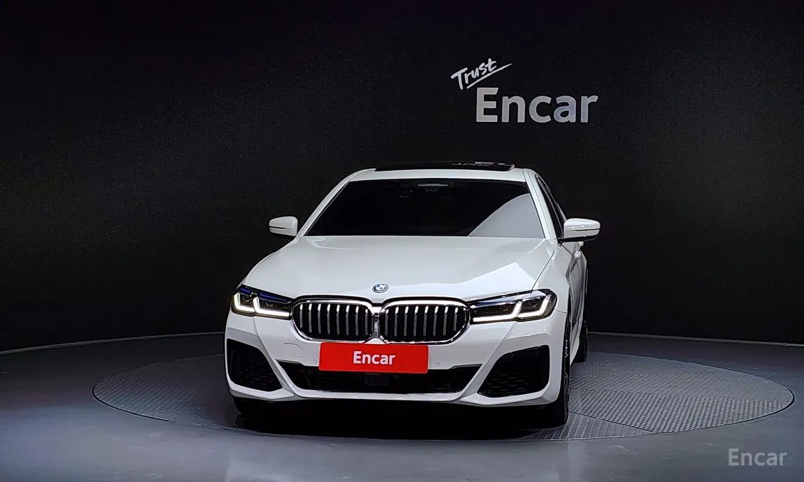 Фото 3 - BMW 5 Series