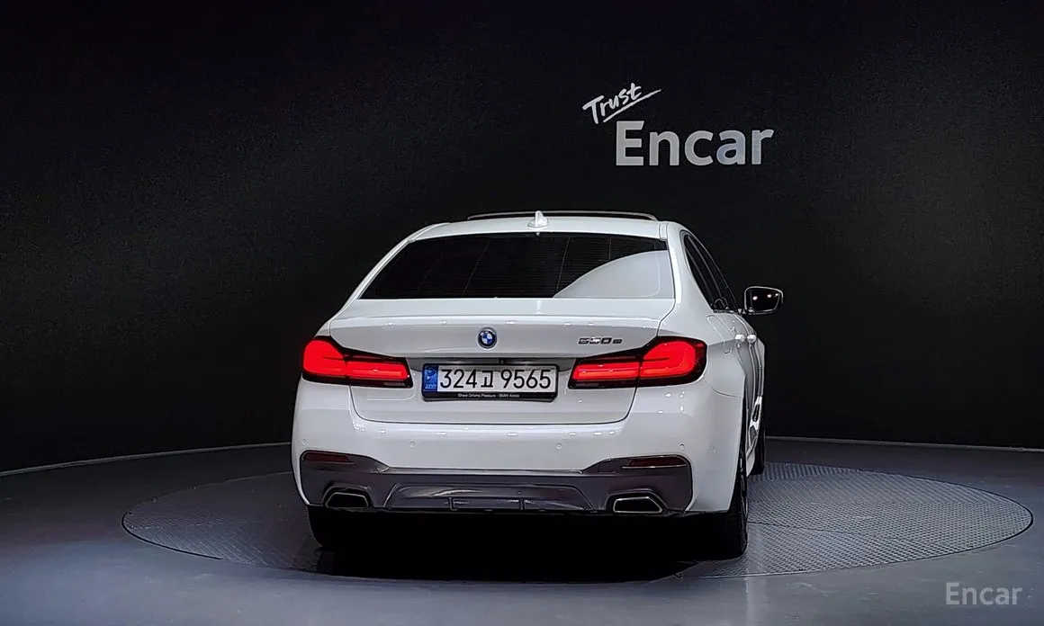 Фото 4 - BMW 5 Series