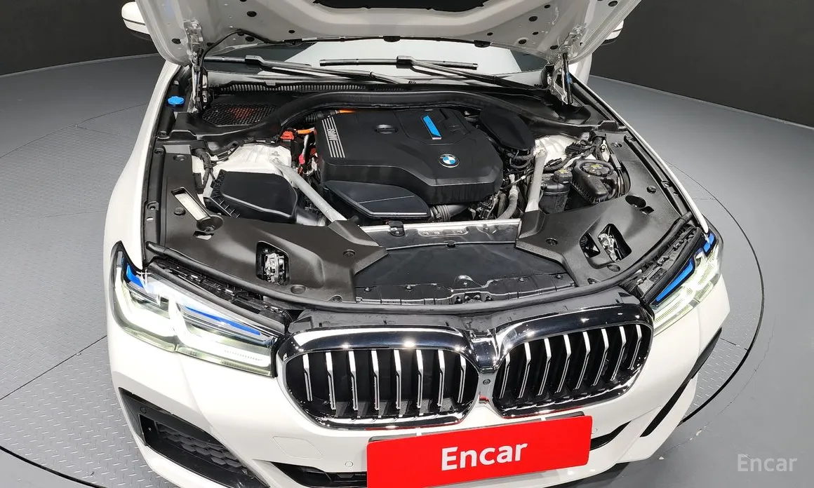 Фото 6 - BMW 5 Series