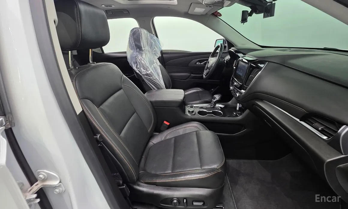 Фото 10 - Chevrolet Traverse