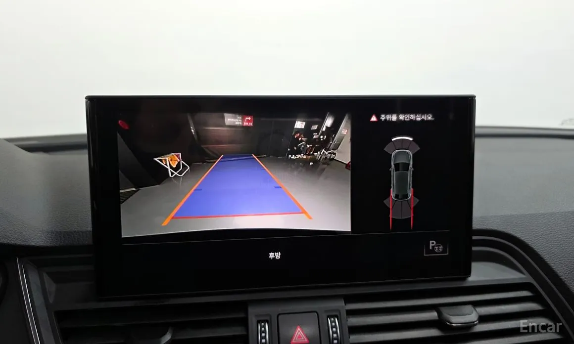 Фото 16 - Audi Q5