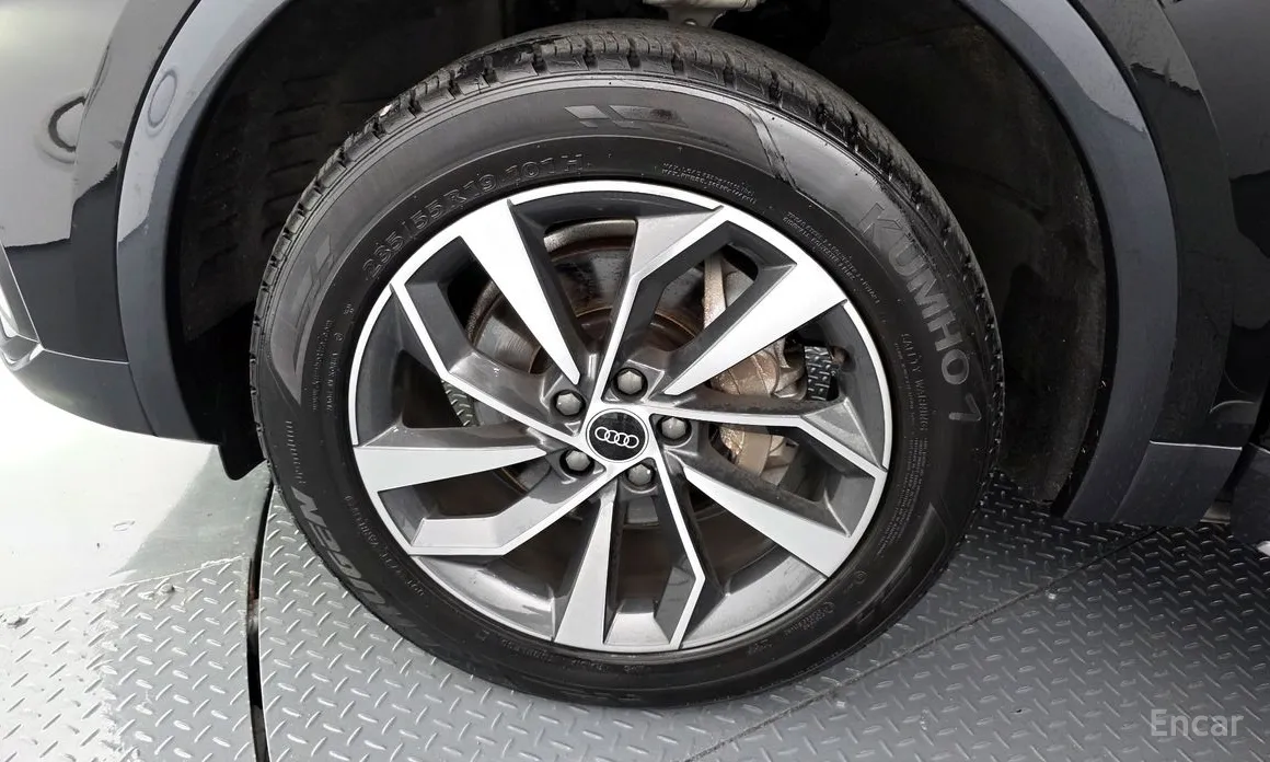 Фото 5 - Audi Q5