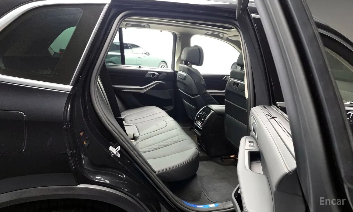 Фото 12 - BMW X5