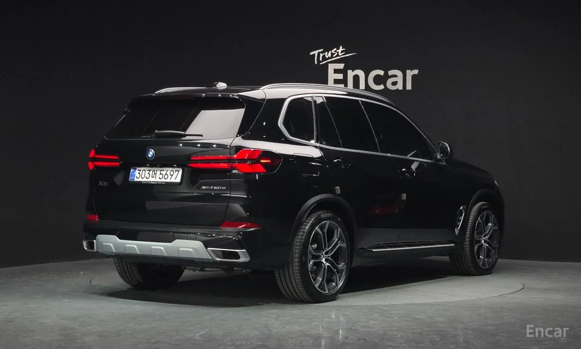 Фото 2 - BMW X5