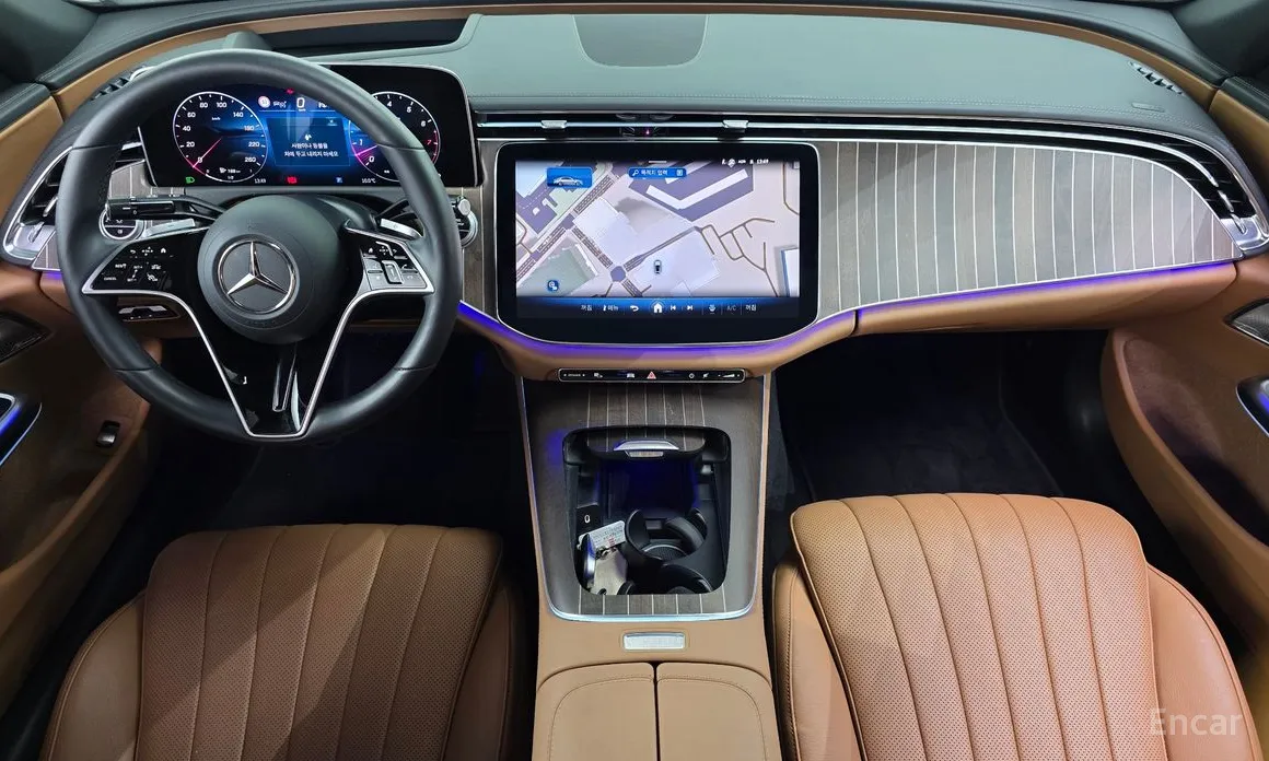 Фото 7 - Mercedes-Benz E-Class