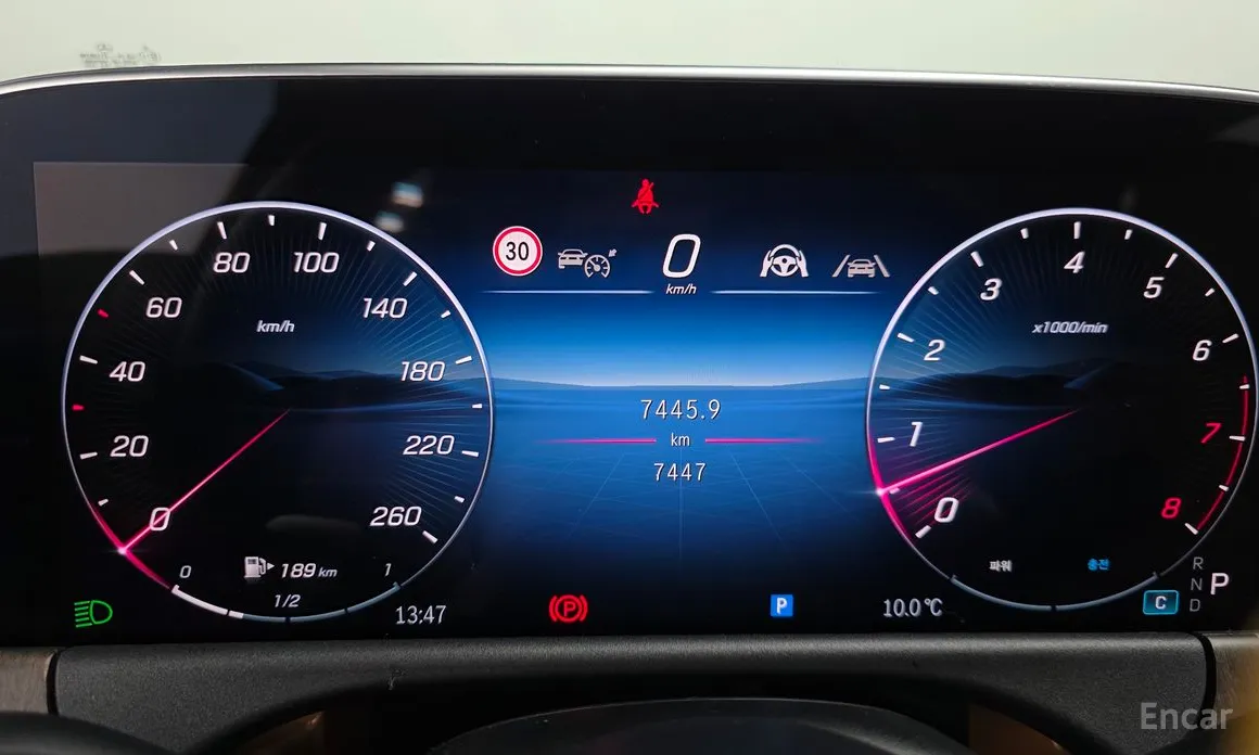 Фото 8 - Mercedes-Benz E-Class