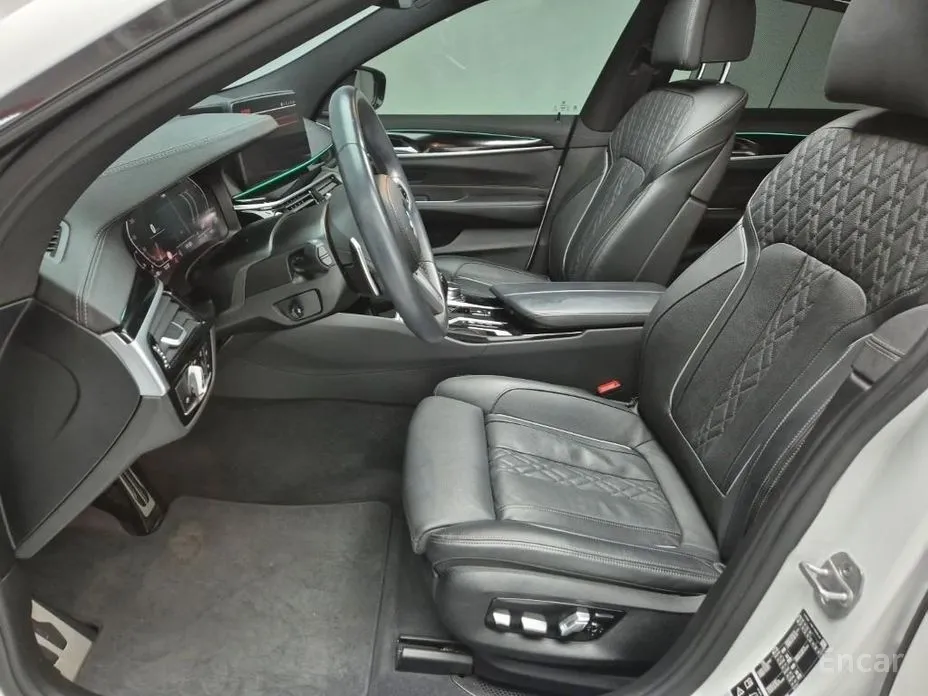 Фото 10 - BMW Gran Turismo