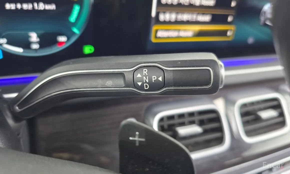 Фото 9 - Mercedes-Benz GLE-Class