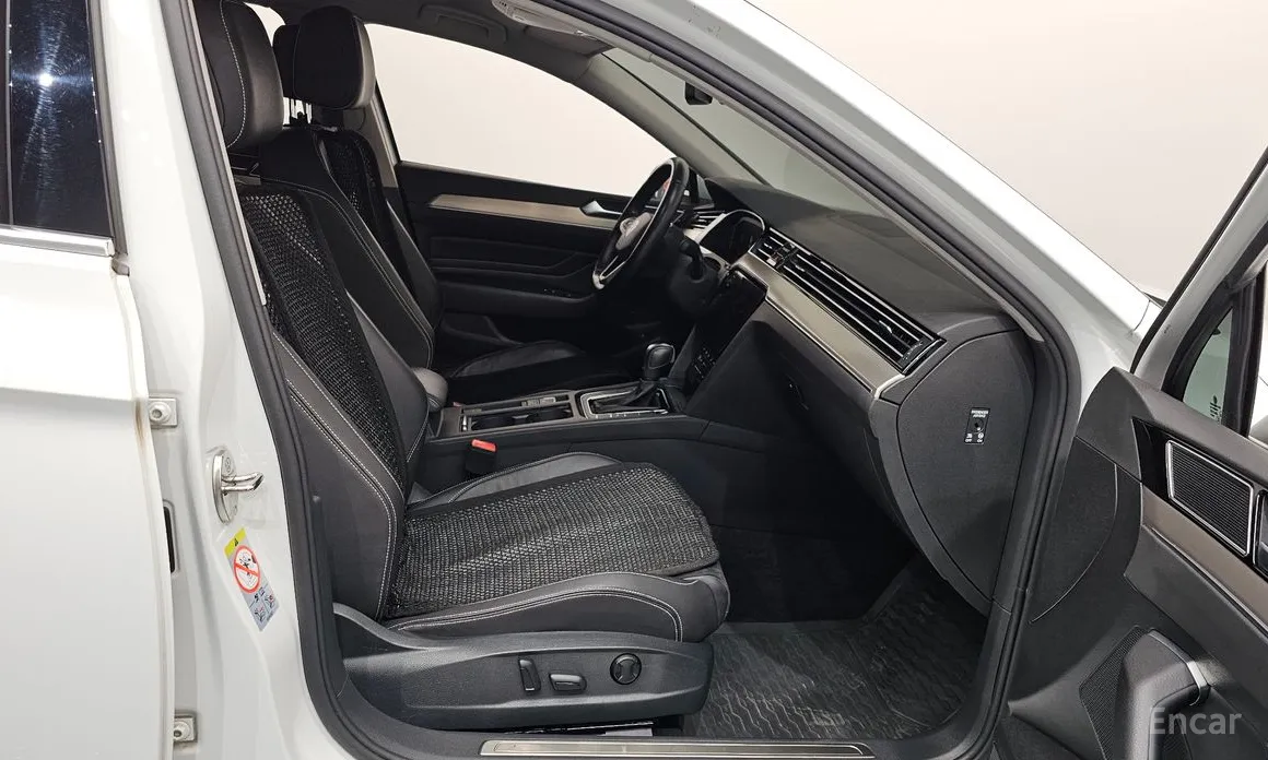 Фото 11 - Volkswagen Passat